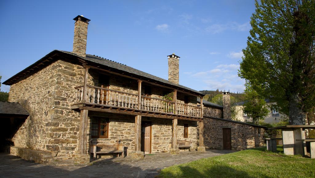 Casa Bouza Guest House Becerreá Exterior photo