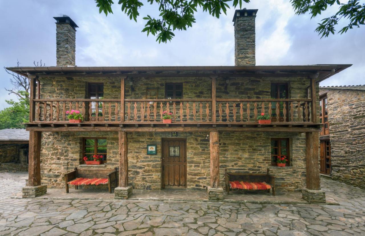 Casa Bouza Guest House Becerreá Exterior photo